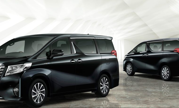 Alphard Black chauffeur