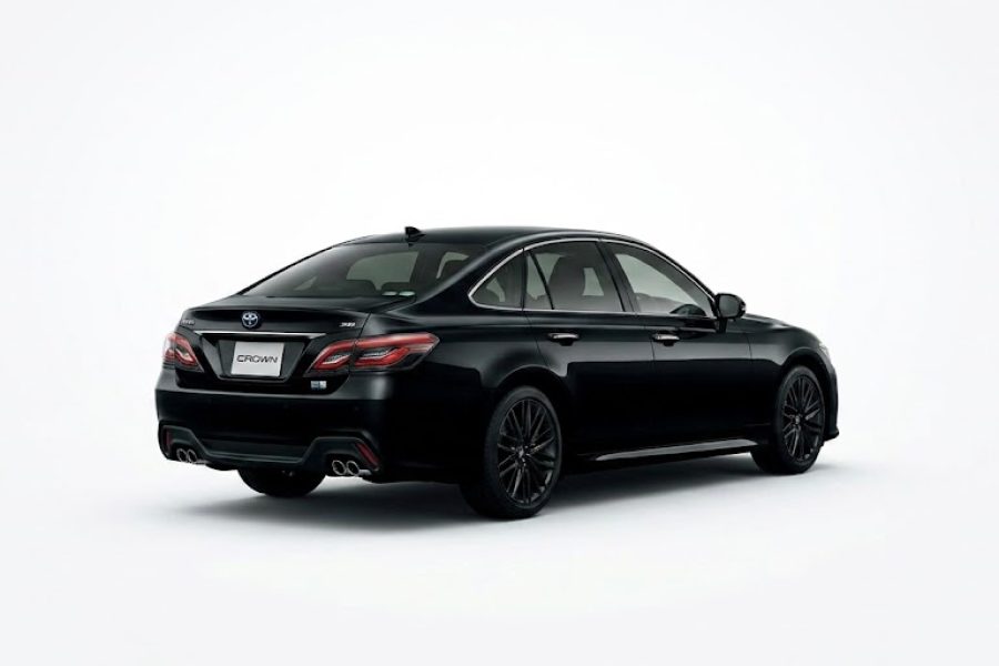Crown VIP chauffeur BLK