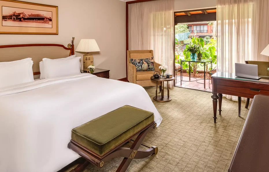 Norfolk Signature Suite with King Bed