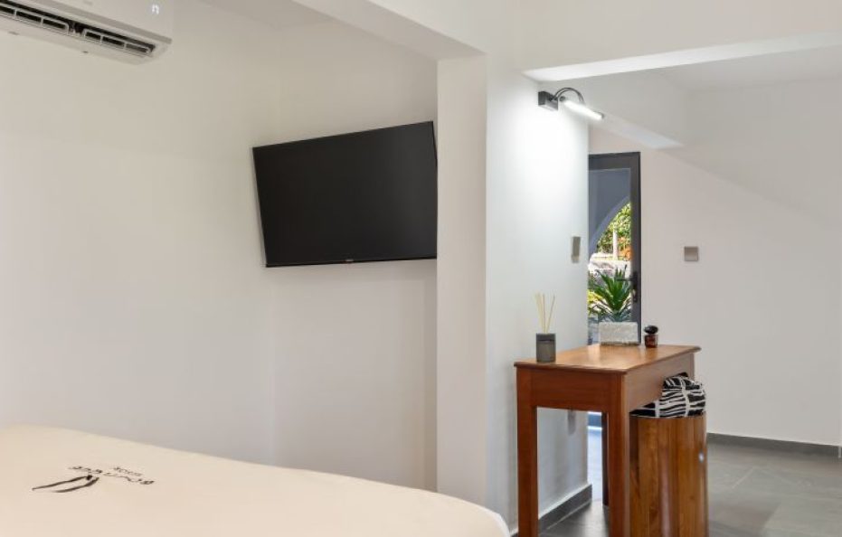 Economy Room With Terrace