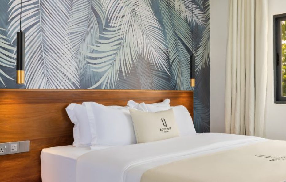 Superior Room with Shared Balcony