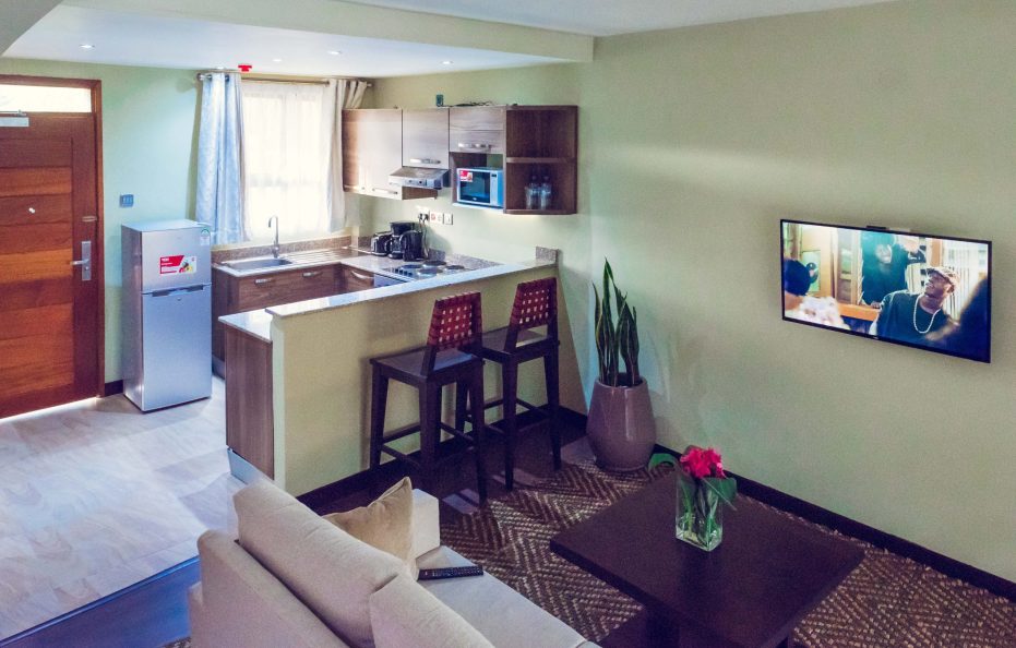 STUDIO APARTMENT