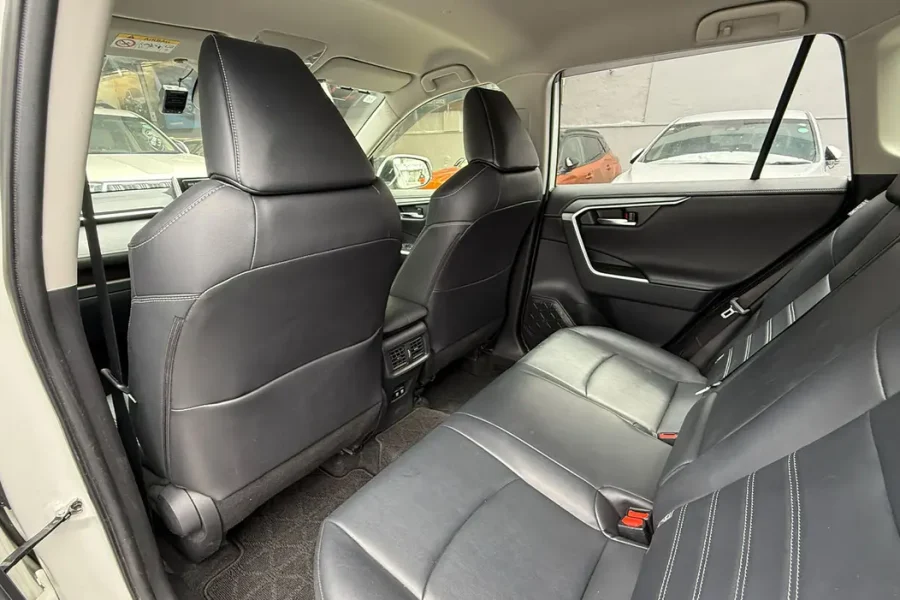 RAV4 VIP chauffeur WT
