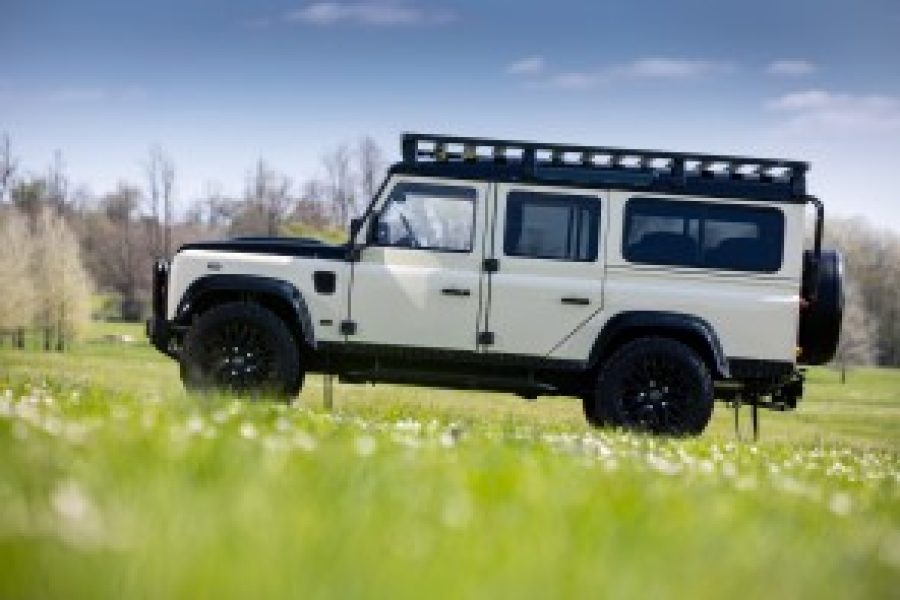 land rover defender 110 chauffeur