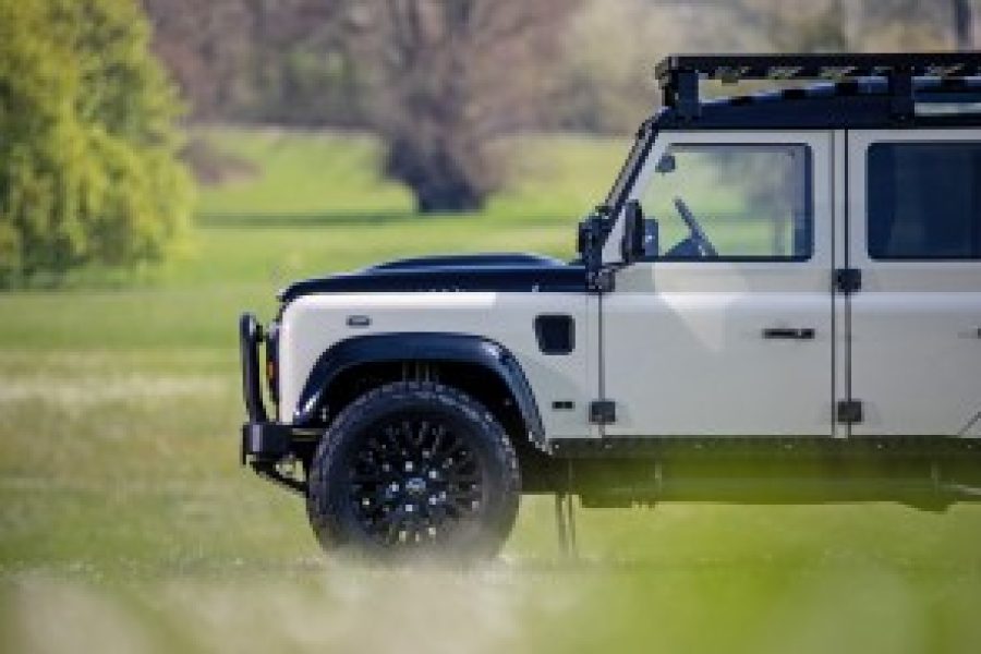 land rover defender 110 chauffeur