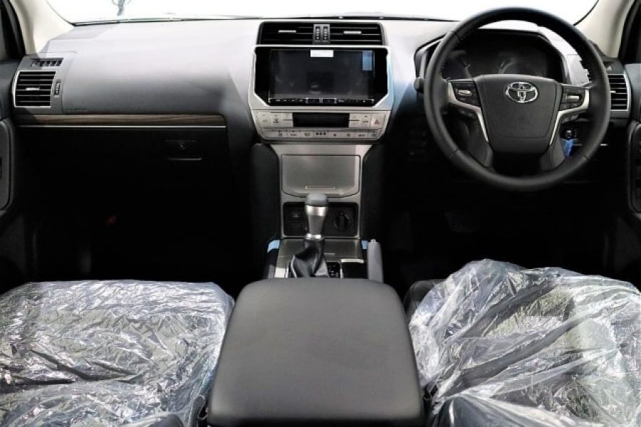 Land Cruiser Prado TX Grey chauffeur