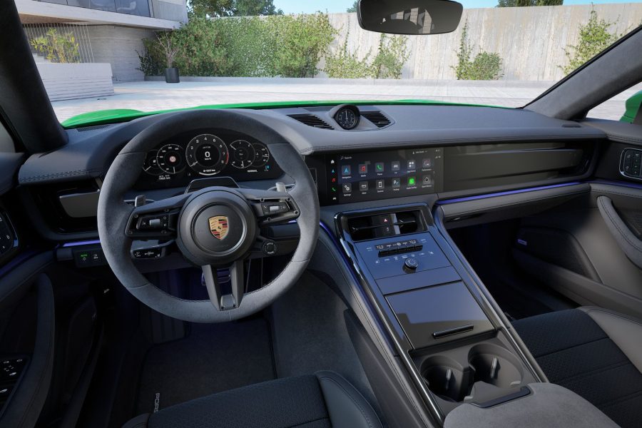 Panamera GTS Green chauffeur