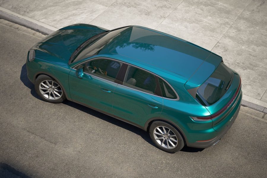 Cayenne Green chauffeur