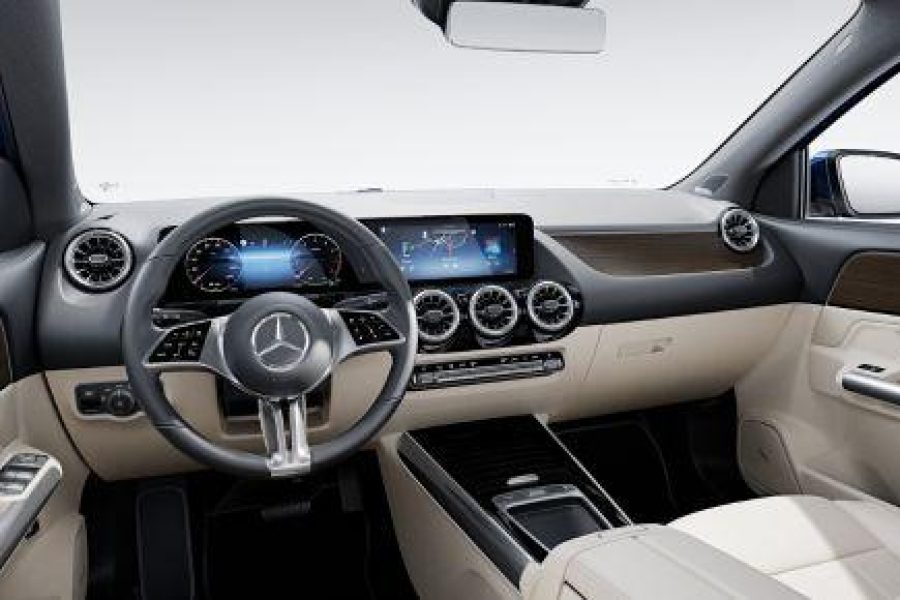 GLA VIP chauffeur BLK