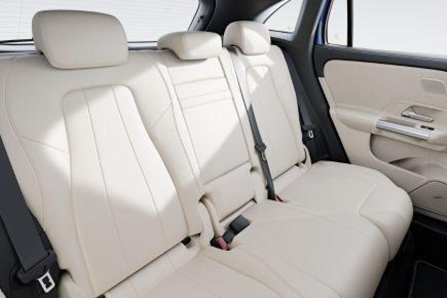 GLA VIP chauffeur BLK