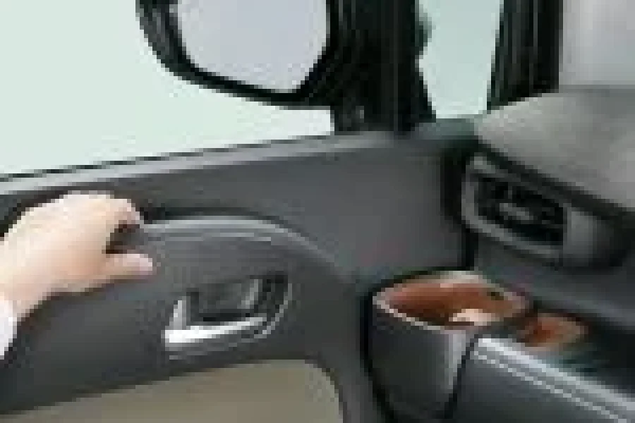 Sienta Silver chauffeur