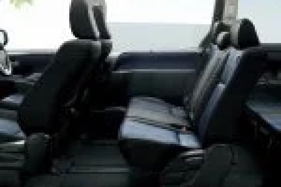 Esquire Grey chauffeur