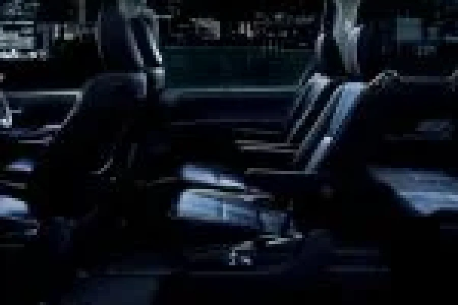Esquire Silver chauffeur