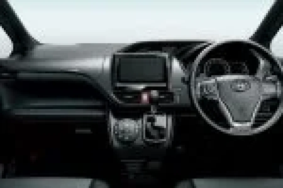Voxy White Shared Shuttle Airport