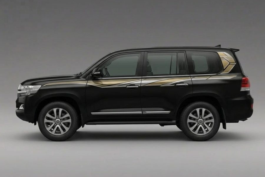 Land Cruiser V8 VIP chauffeur BLK